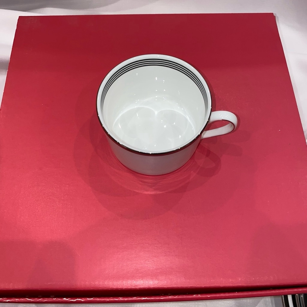 (3 Place Settings) Kate Spade New York Parker Place 5 Piece China Place Serving - Picture 10 of 16